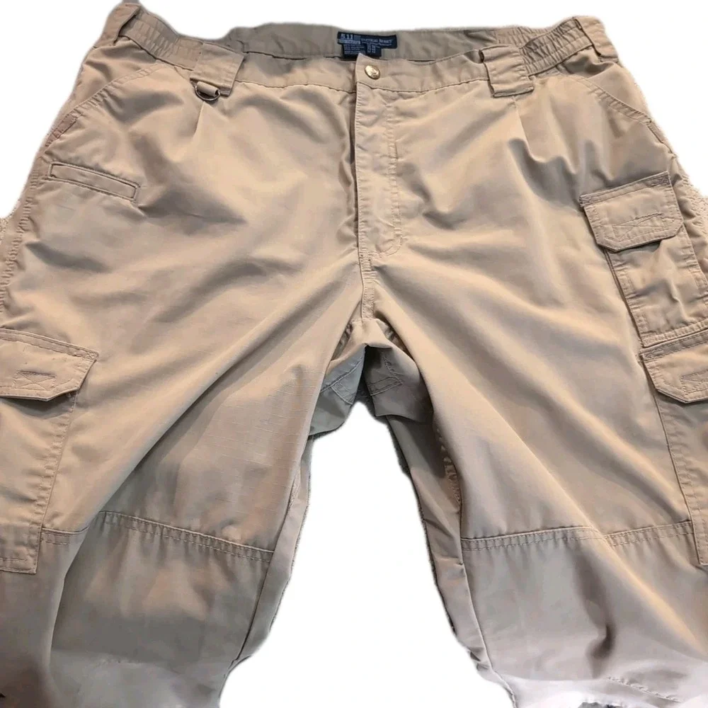 5.11 Tactical Men's Cargo Pants Size W40 L30 With Tons Of Pockets Tan Poly Blend